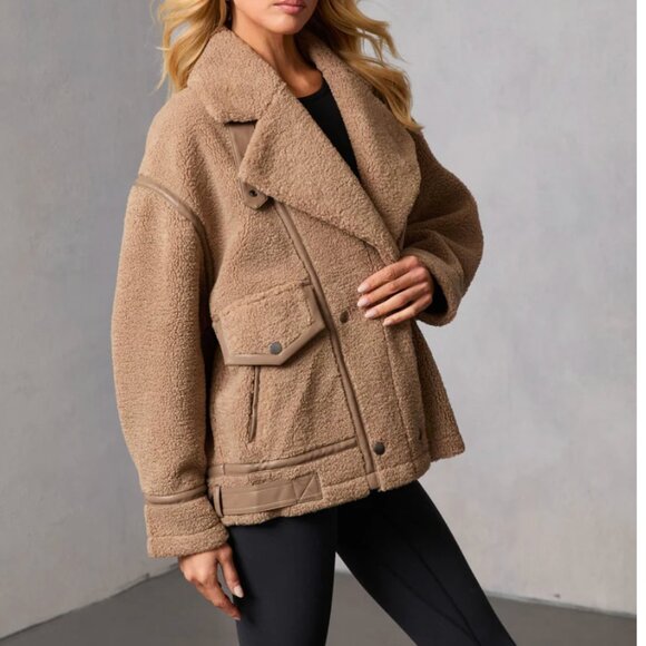 Evans Oversized Sherpa Bomber Jacket in Mocha | Vici - Picture 2 of 3